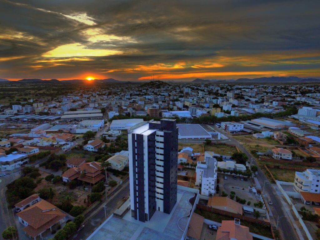 1 13 Ventos frios e nuvens deixarão temperaturas mais amenas em Guanambi até o fim de agosto