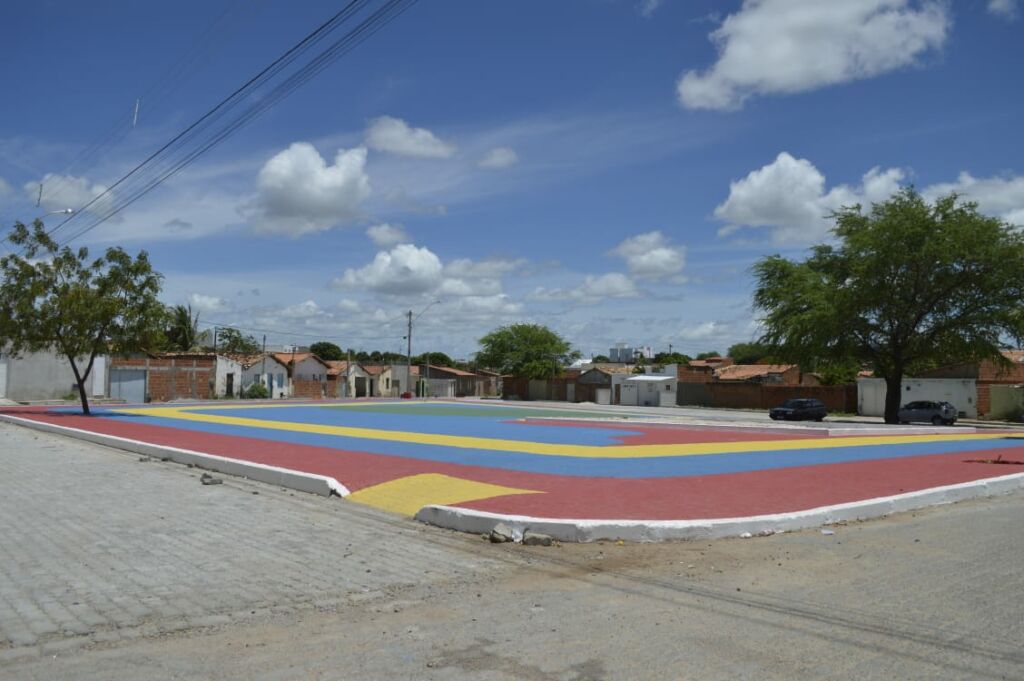 113025202003121 Prefeitura de Guanambi conclui obras de Infraestrutura