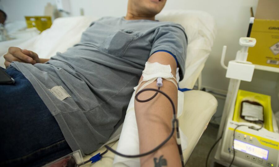 doacao_de_sangue O Hemocentro lançou o aplicativo Doe Sangue, que alerta o doador, informa e convoca para doações de sangue. (Marcelo Camargo/Agência Brasil)