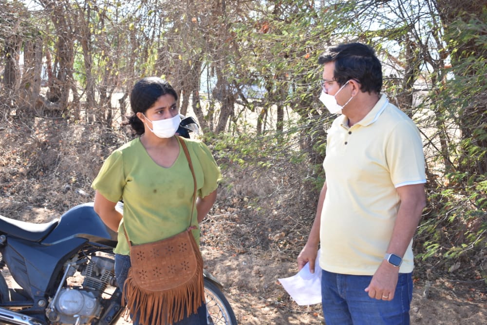 138711170120202407 Prefeitura de Guanambi leva água potável para comunidades rurais