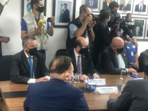 AGENDA 2 1 Deputado Charles participa de evento com o ministro das Comunicações