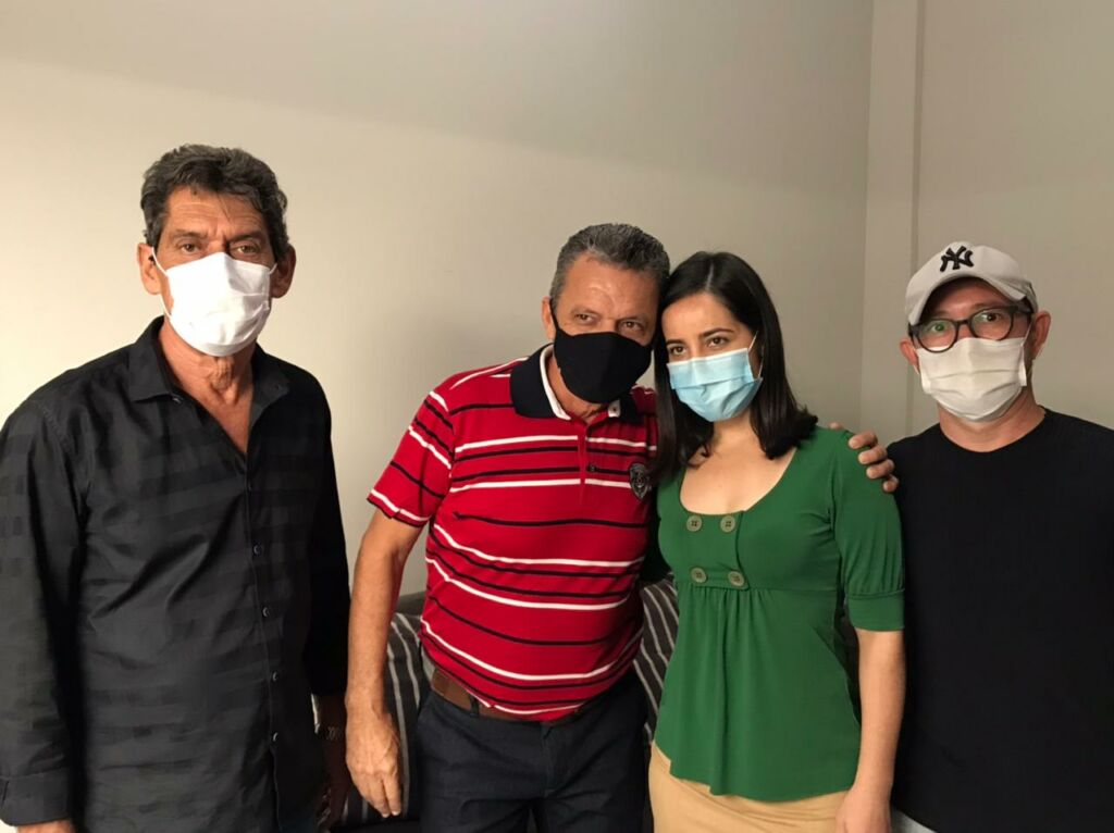 TANQUE NOVO 2 Deputado Charles Fernandes visita Tanque Novo e anuncia alocação de recursos