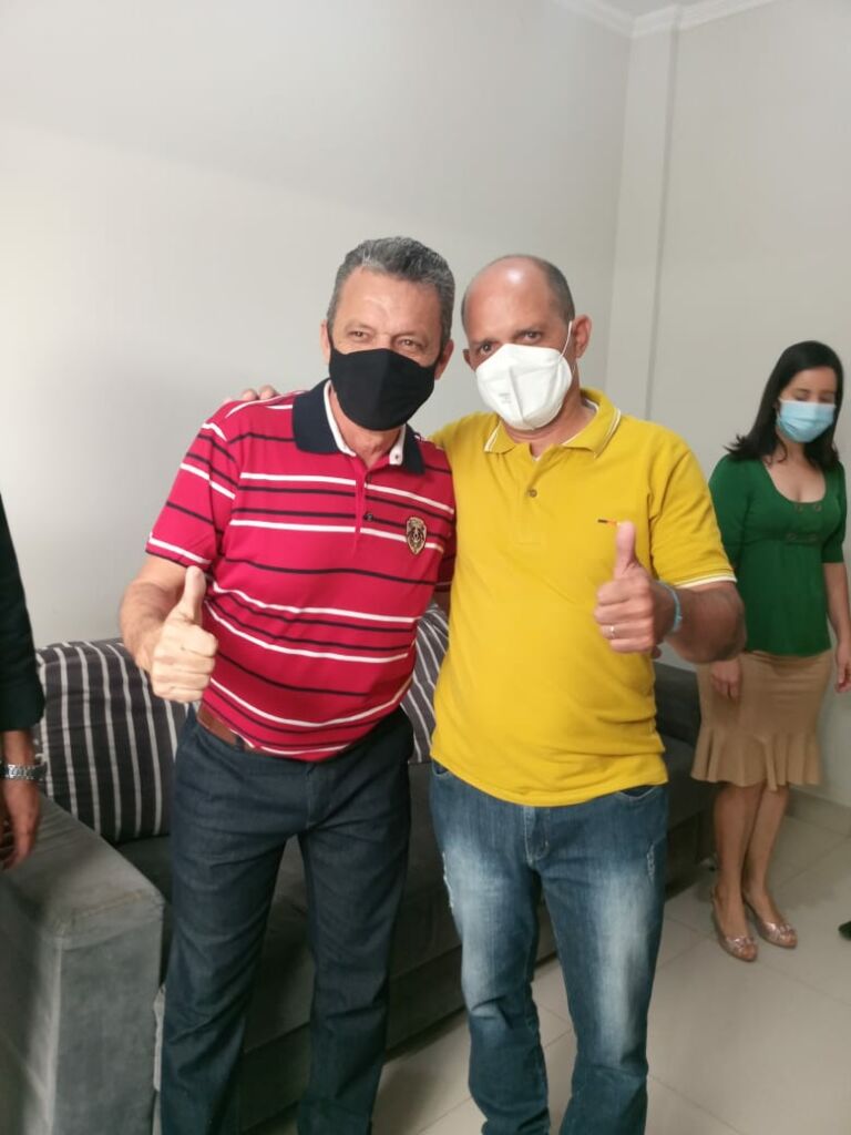 TANQUE NOVO 3 Deputado Charles Fernandes visita Tanque Novo e anuncia alocação de recursos