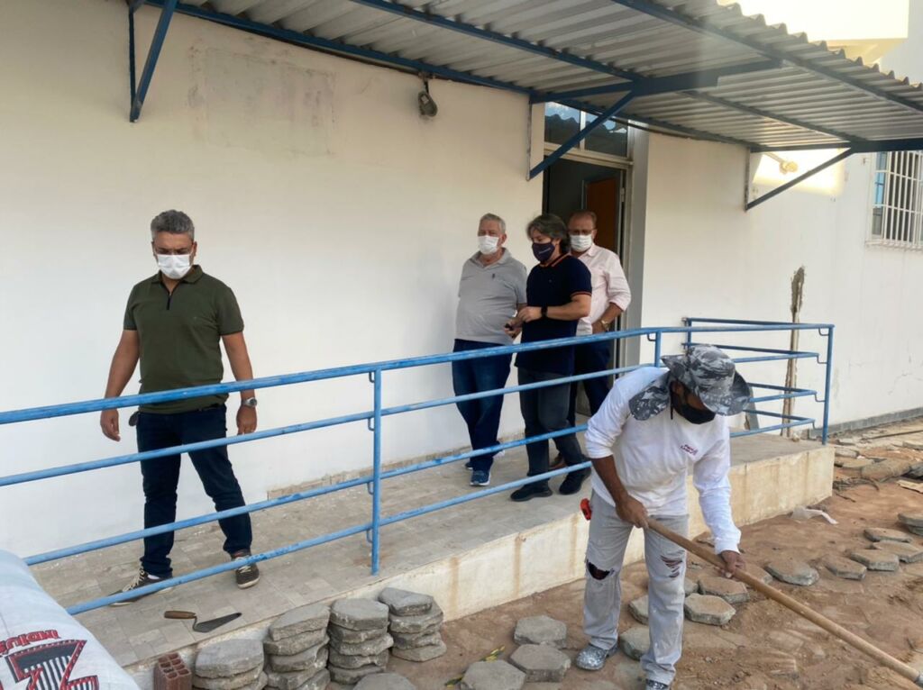 185710014620210906 Prefeito Nilo Coelho visita estrutura onde será implantado o SAC Municipal