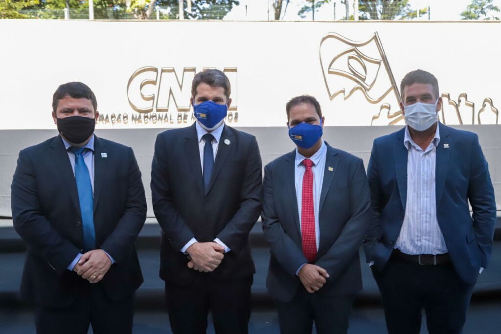 192983126 4774492315900837 772041463983941757 n Presidente da UPB Zé Cocá prestigia posse da Diretoria da CNM e fala em união para fortalecer os municípios