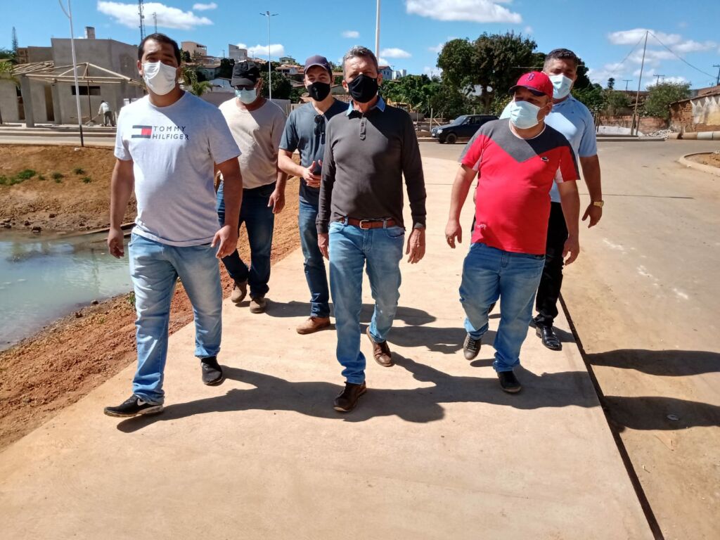 LICINIO 2 Deputado Charles Fernandes visita obras em Licínio de Almeida e reforça parceria com a gestão municipal
