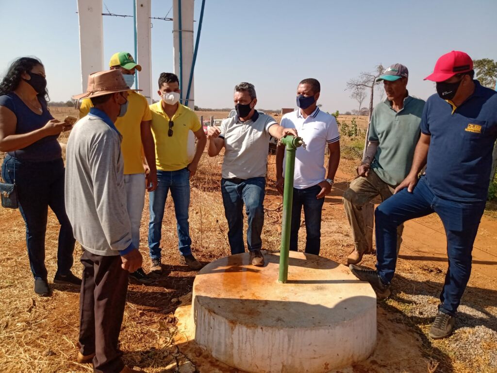 POCOS ARTESIANOS 6 Deputado Charles Fernandes entrega poços artesianos em comunidades rurais de Iuiu