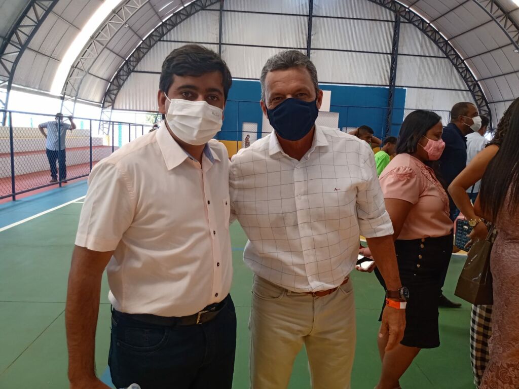 AGENDA IUIU 1 Deputado Charles Fernandes destaca importância da pavimentação asfáltica de trecho da BA-160 em Iuiu