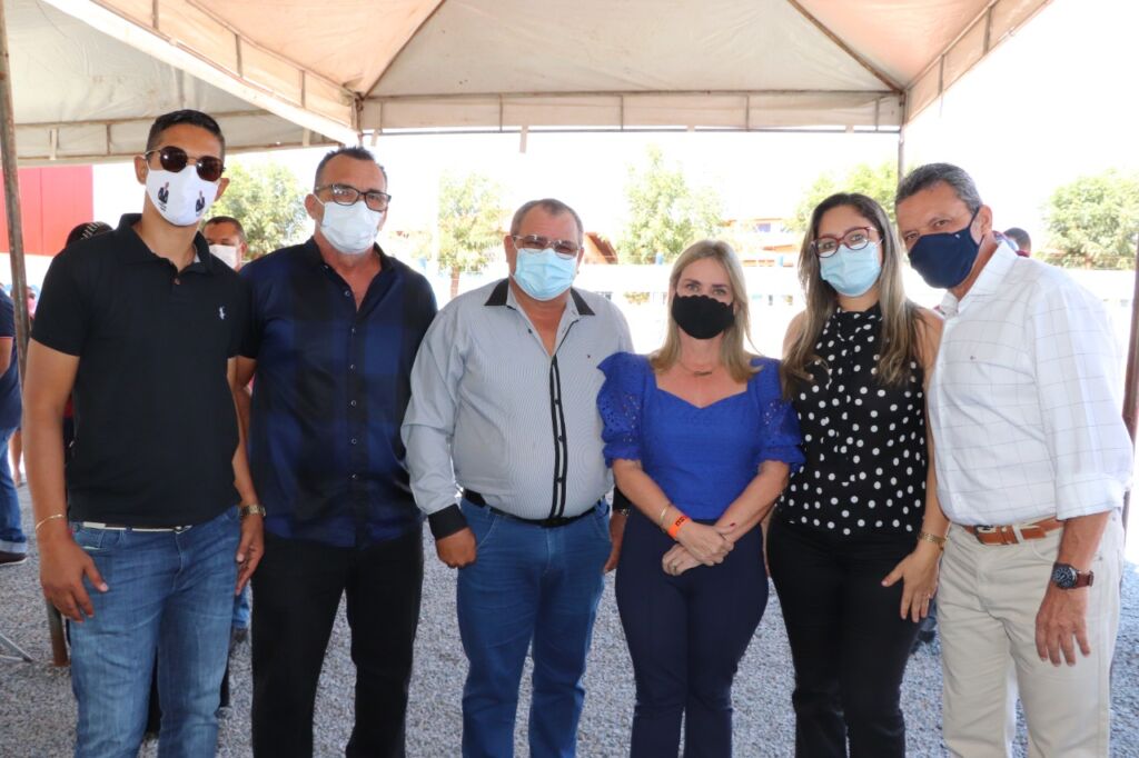 AGENDA IUIU 5 Deputado Charles Fernandes destaca importância da pavimentação asfáltica de trecho da BA-160 em Iuiu