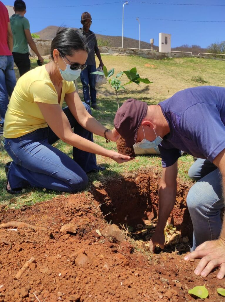 WhatsApp Image 2021 09 22 at 20.48.35 Secretaria de Agricultura de Palmas de Monte Alto reúne Conselho Municipal e promove plantio de árvores