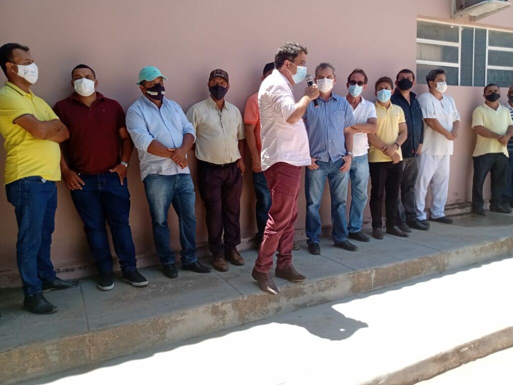 raio x 8 Prefeito Dr. Pedro Malheiros entrega moderno aparelho de raio-x para o Hospital Municipal, pondo fim a apagão de 12 anos na saúde