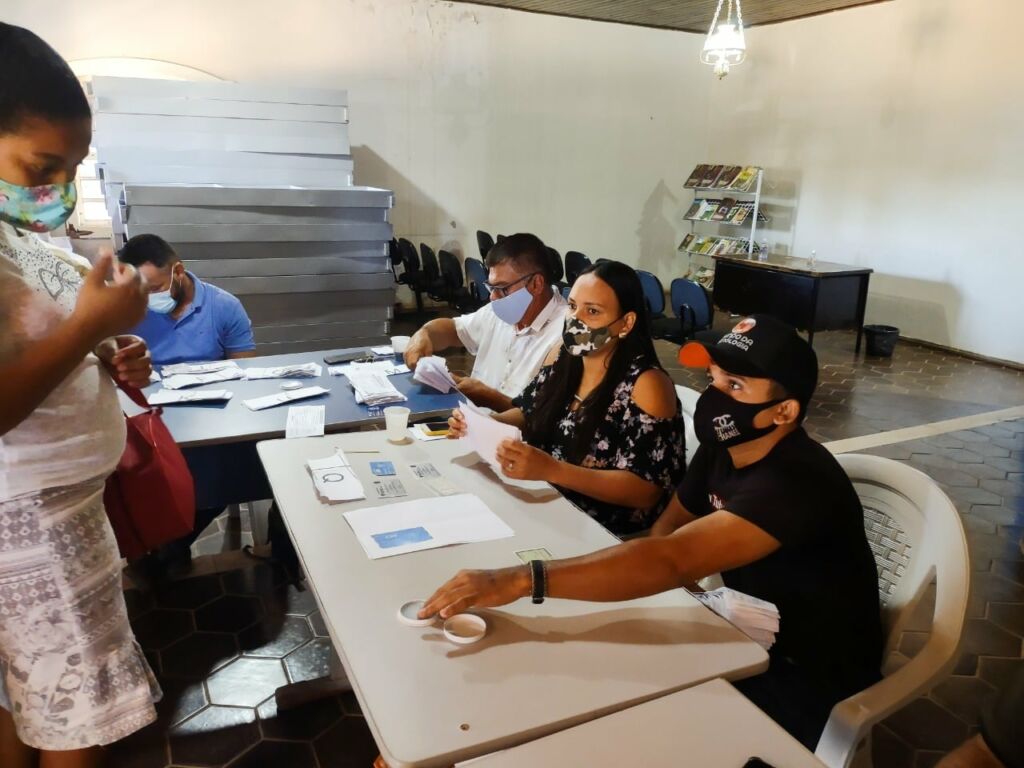 259169630 1548366718845954 5631103984674061901 n Secretaria de Agricultura de Serra do Ramalho iniciou a entrega dos boletos do Programa Garantia Safra