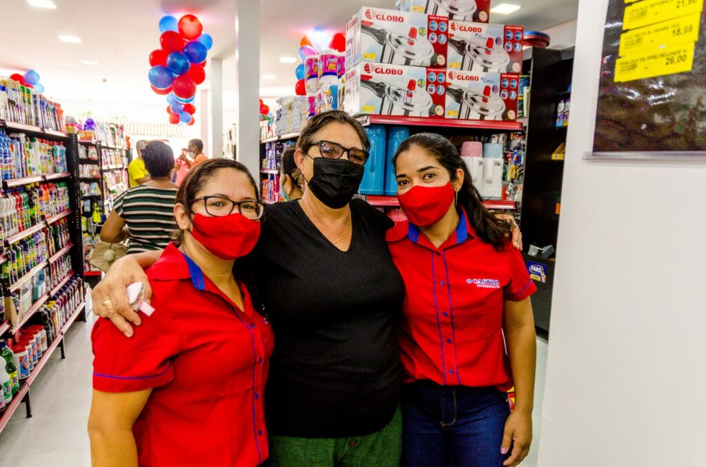 IMG 20211128 WA0025 Reinauguração do Supermercado O Castro em Guanambi