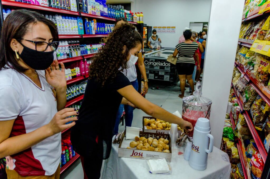 IMG 20211128 WA0029 Reinauguração do Supermercado O Castro em Guanambi