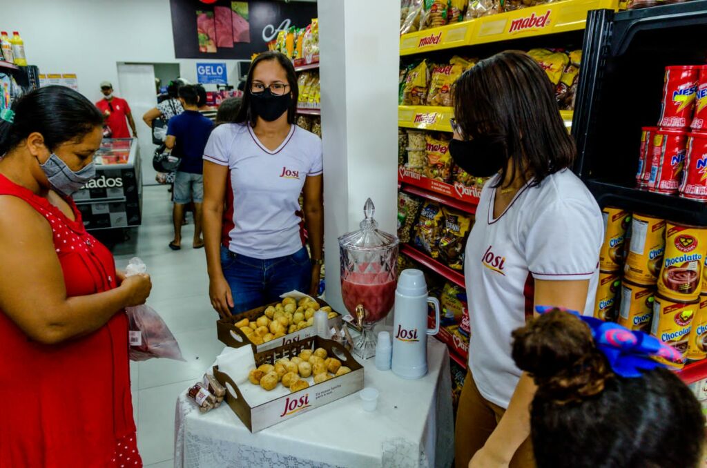 IMG 20211128 WA0030 Reinauguração do Supermercado O Castro em Guanambi
