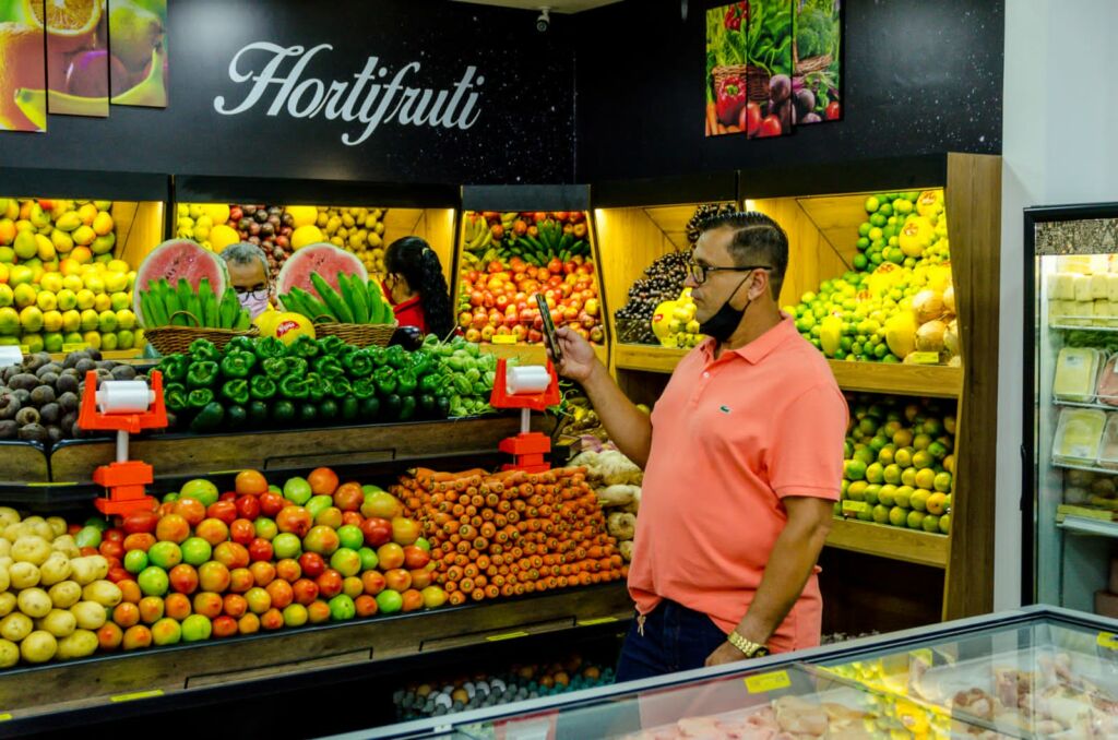 IMG 20211128 WA0034 Reinauguração do Supermercado O Castro em Guanambi