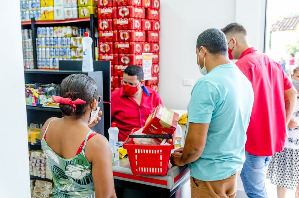 IMG 20211128 WA0039 Reinauguração do Supermercado O Castro em Guanambi