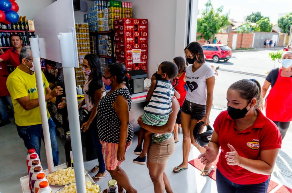 IMG 20211128 WA0040 Reinauguração do Supermercado O Castro em Guanambi