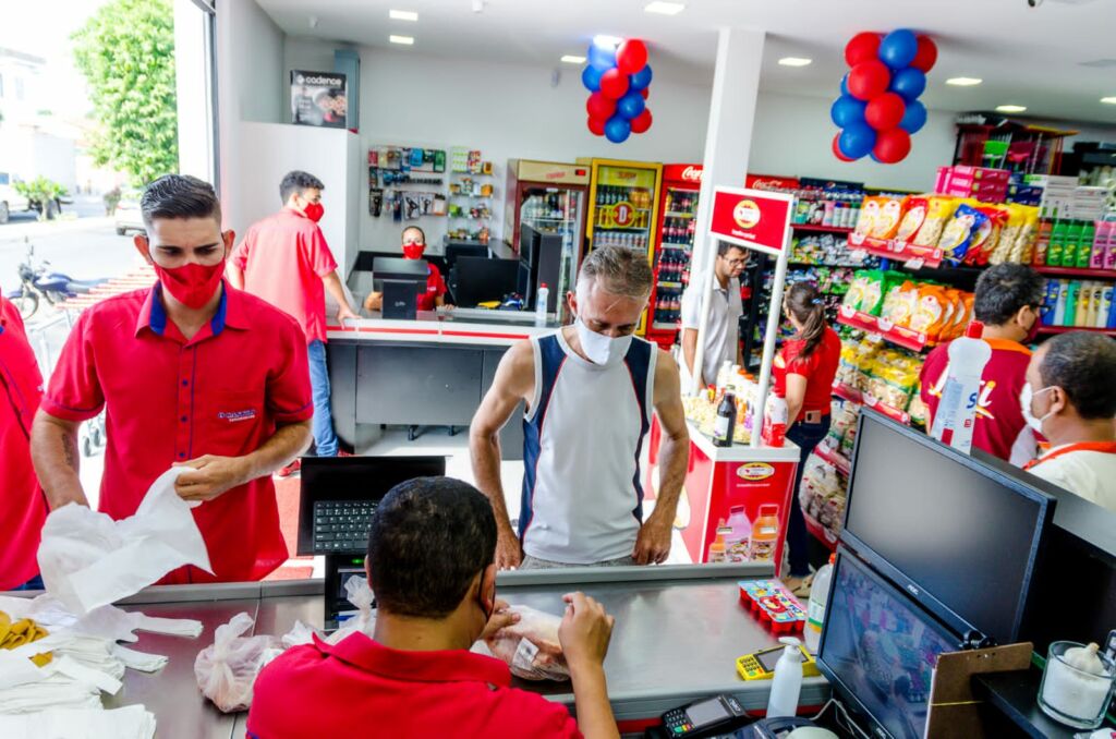IMG 20211128 WA0053 Reinauguração do Supermercado O Castro em Guanambi