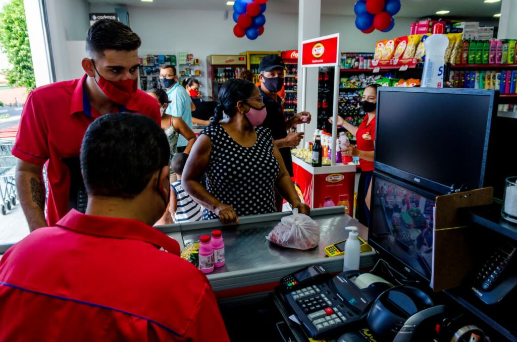 IMG 20211128 WA0063 Reinauguração do Supermercado O Castro em Guanambi