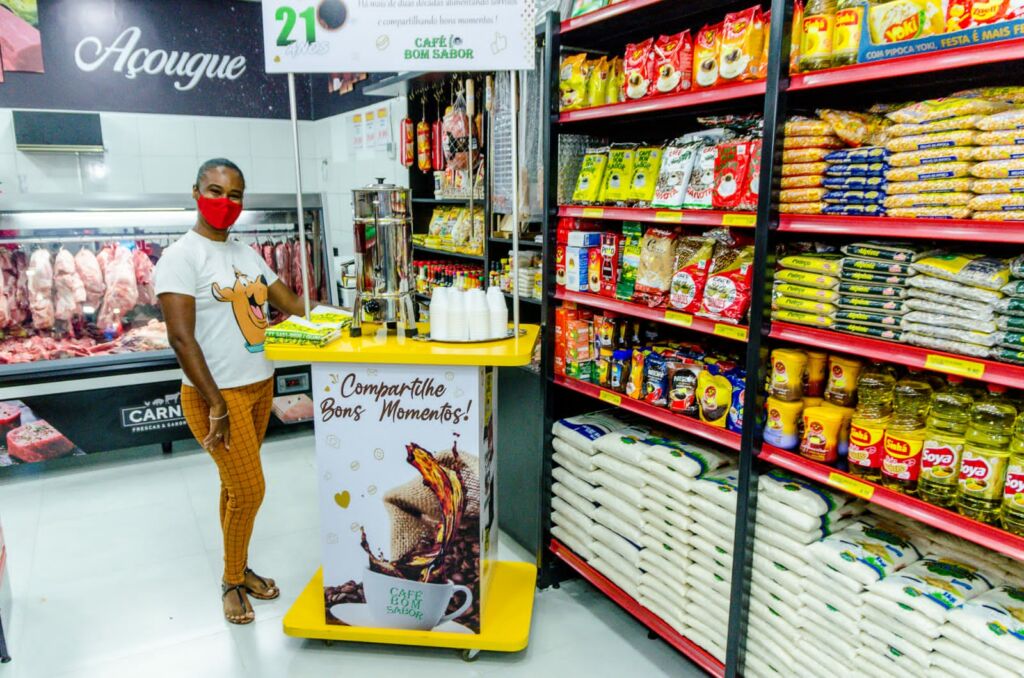 IMG 20211128 WA0085 Reinauguração do Supermercado O Castro em Guanambi
