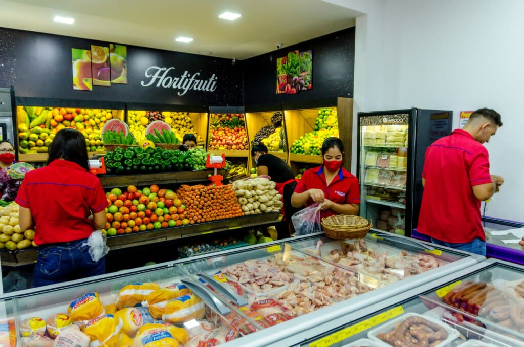 IMG 20211128 WA0090 Reinauguração do Supermercado O Castro em Guanambi