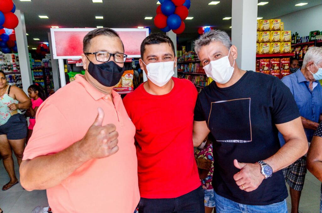 IMG 20211128 WA0107 Reinauguração do Supermercado O Castro em Guanambi