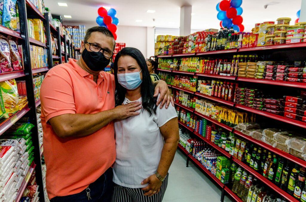 IMG 20211128 WA0142 Reinauguração do Supermercado O Castro em Guanambi