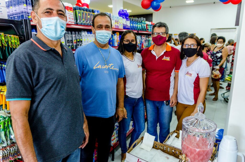 IMG 20211128 WA0158 Reinauguração do Supermercado O Castro em Guanambi