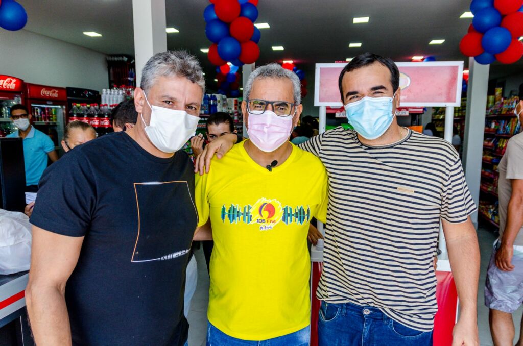 IMG 20211128 WA0229 Reinauguração do Supermercado O Castro em Guanambi