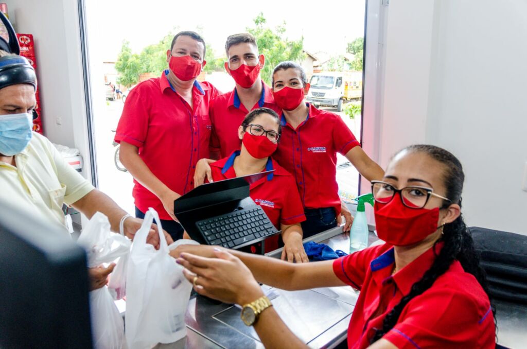 IMG 20211128 WA0235 Reinauguração do Supermercado O Castro em Guanambi