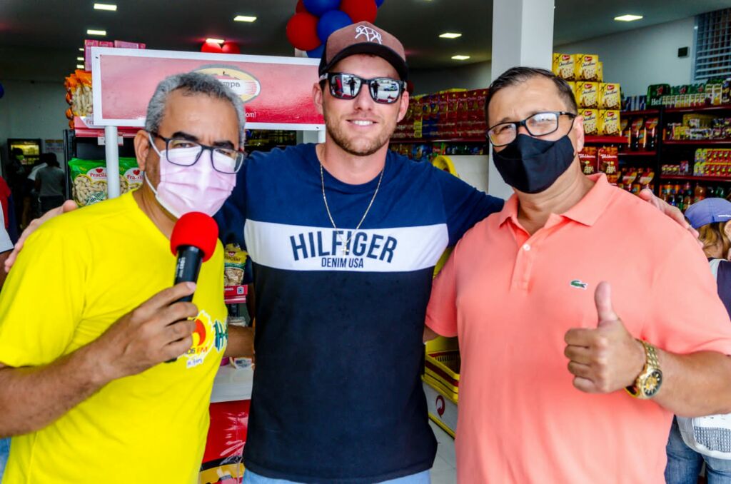 IMG 20211128 WA0247 Reinauguração do Supermercado O Castro em Guanambi