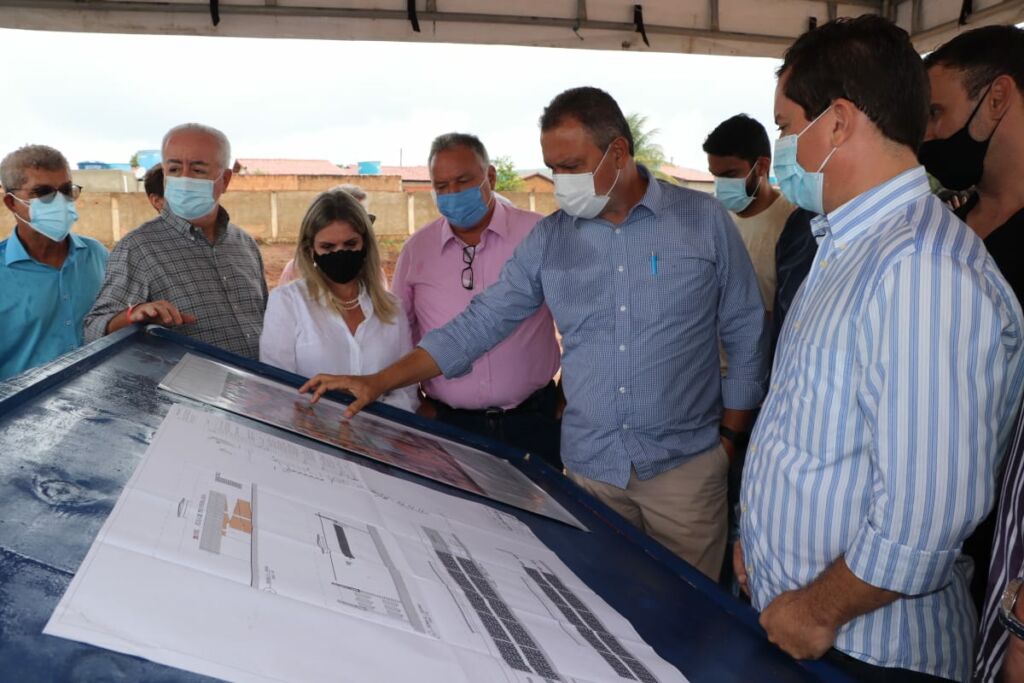 WhatsApp Image 2021 12 08 at 11.35.47 Prefeito Neto recepciona Governador Rui Costa e conquista importantes obras para Igaporã