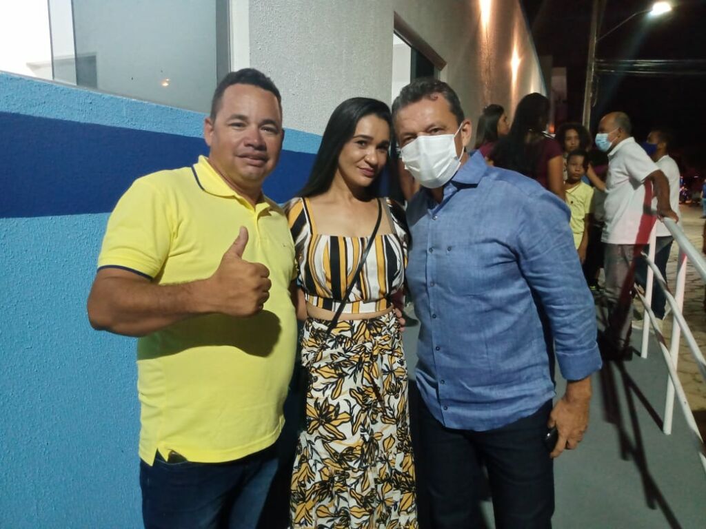 BOTUPORA 1 Deputado Charles Fernandes participa de entrega de hospital em Botuporã