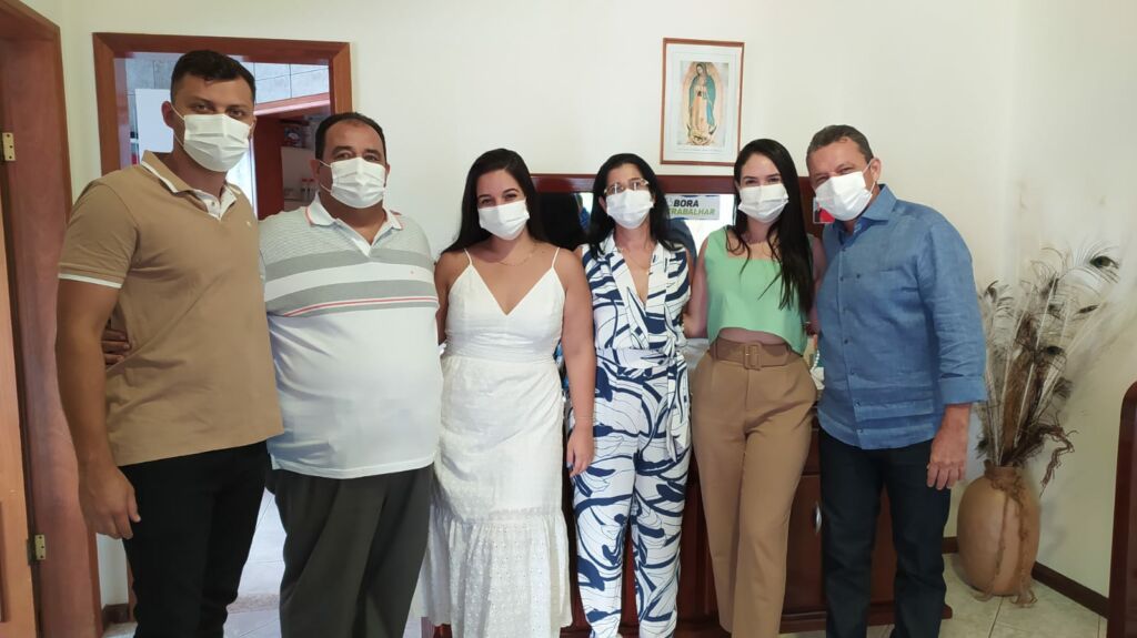 BOTUPORA 4 Deputado Charles Fernandes participa de entrega de hospital em Botuporã