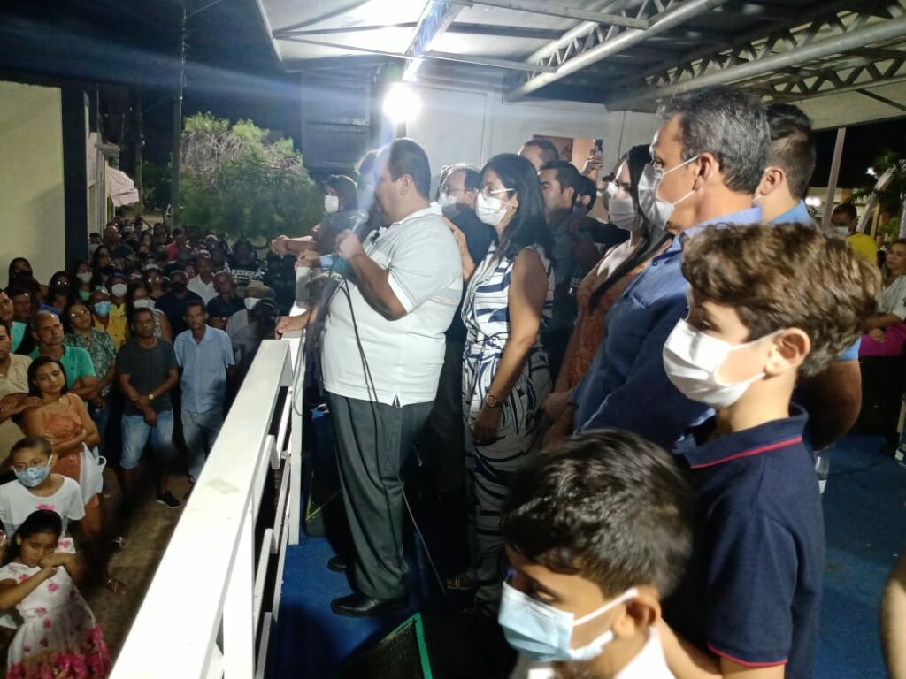 BOTUPORA 7 Deputado Charles Fernandes participa de entrega de hospital em Botuporã