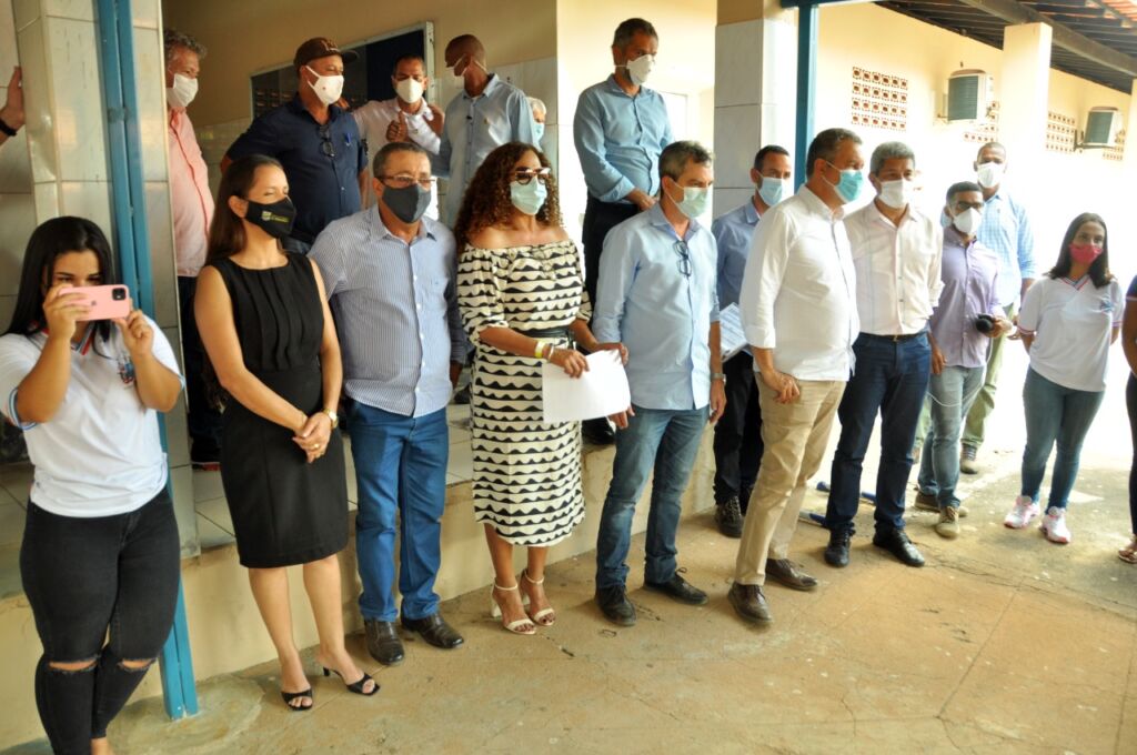 WhatsApp Image 2022 02 04 at 09.41.09 Em dia histórico, Prefeito Dr. Pedro Malheiros recebe Governador Rui Costa para entrega de obras em Sebastião Laranjeiras