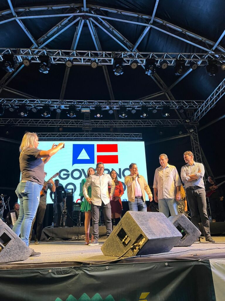 WhatsApp Image 2022 07 01 at 10.33.36 1 1 Tanque Novo realizou o maior São João do sudoeste da Bahia com recorde de público