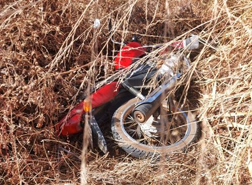 WhatsApp Image 2022 07 25 at 08.45.38 Motocicleta com restrição de furto é encontrada abandonada às margens da BR-030