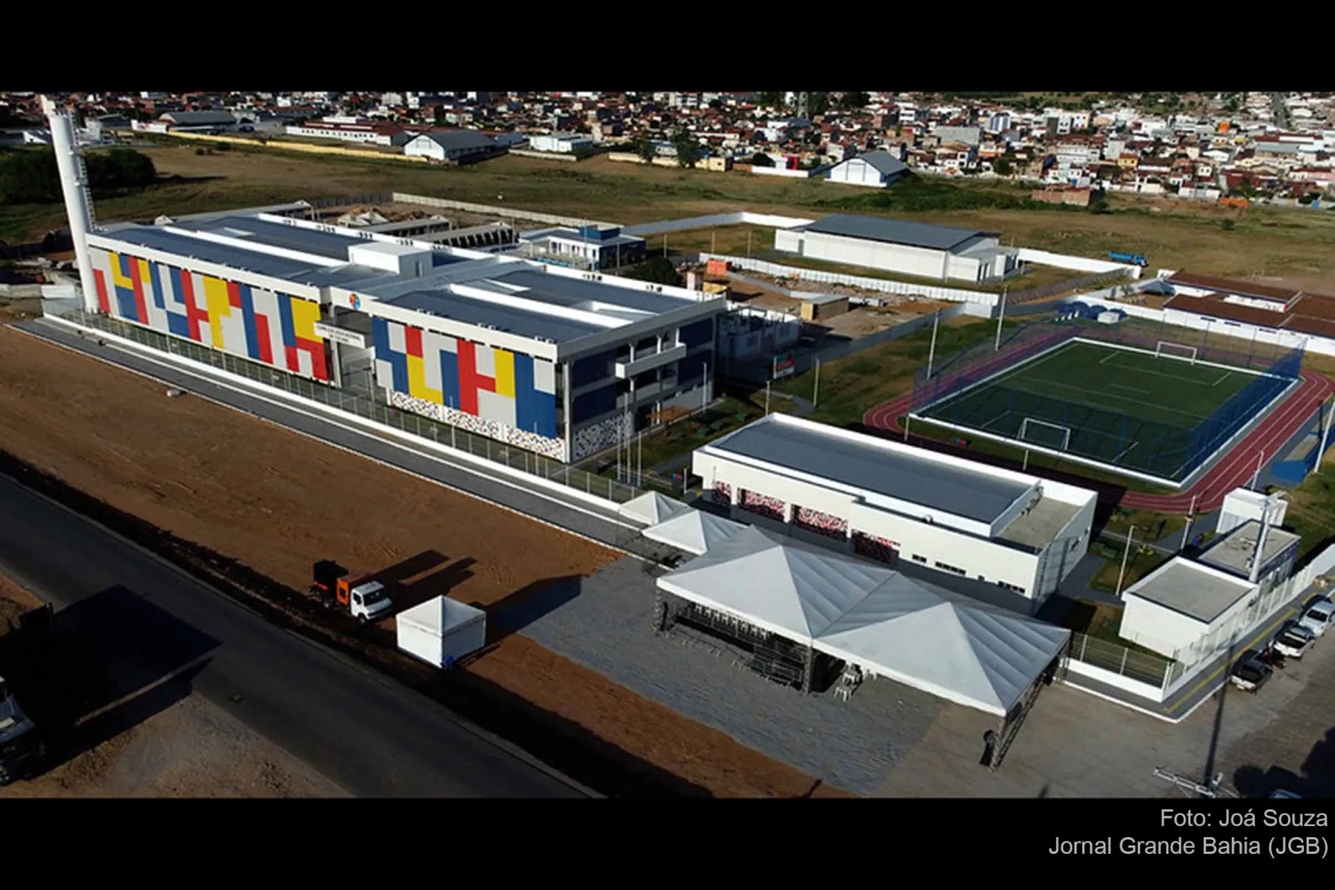 Vista-aerea-do-Complexo-Educacional-de-Tempo-Integral-de-Tucano-20230217