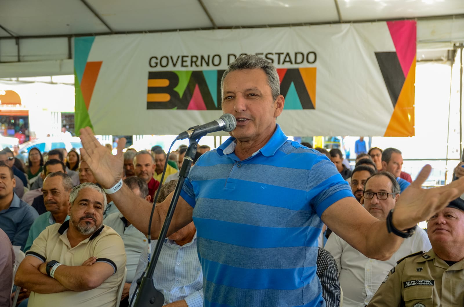 212eaf1f 8f80 4d1e a547 ef8655de3a50 Deputado Charles Fernandes prestigia ato de entrega de obras em Urandi e destaca conquistas para a comunidade