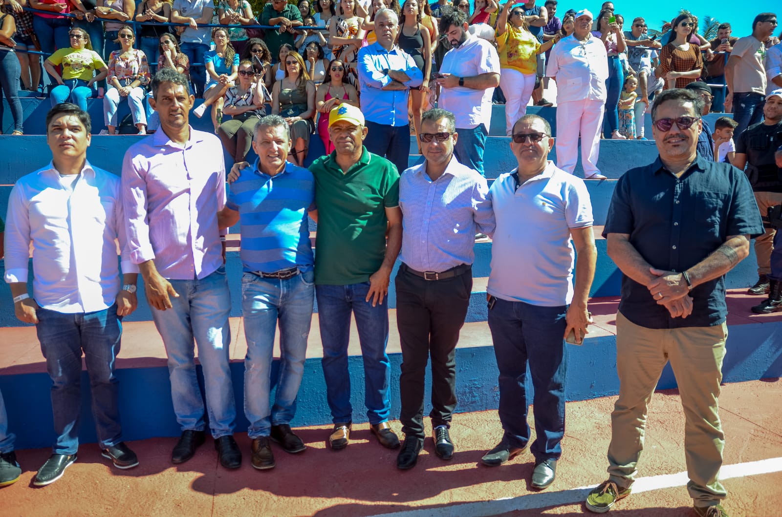 2698c2b8 673b 4e1d a38e 8110efa66a3c Deputado Charles Fernandes prestigia ato de entrega de obras em Urandi e destaca conquistas para a comunidade