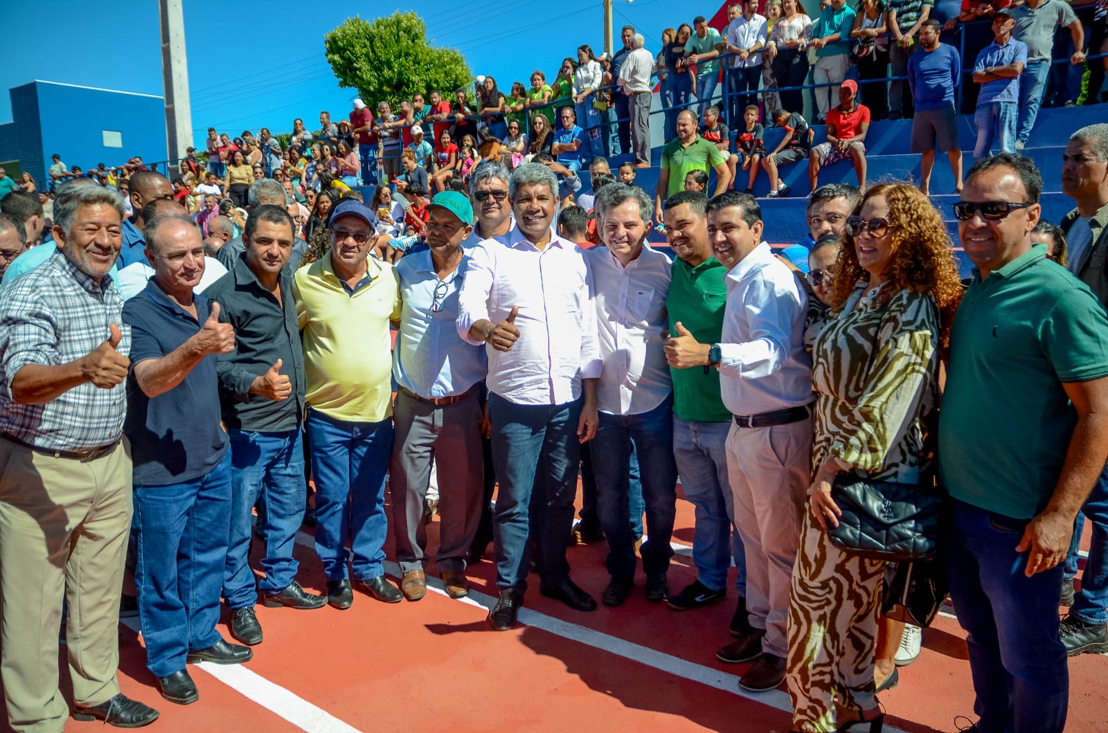 2ad0a138 c27c 478f ae07 d321736e2ae5 Deputado Charles Fernandes prestigia ato de entrega de obras em Urandi e destaca conquistas para a comunidade