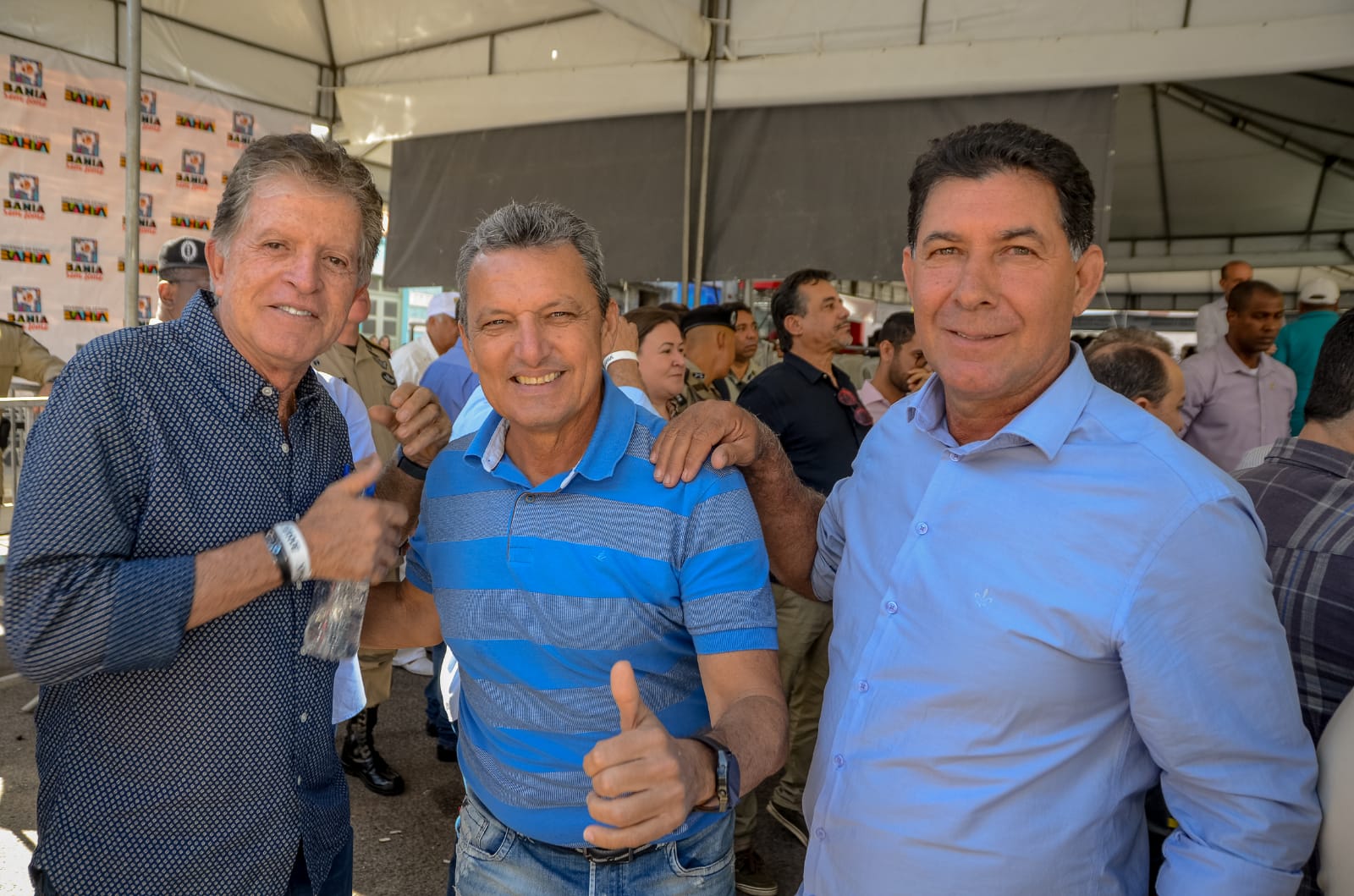 4b38baf2 0ed5 49b8 b9d9 b917122d5fcd Deputado Charles Fernandes prestigia ato de entrega de obras em Urandi e destaca conquistas para a comunidade