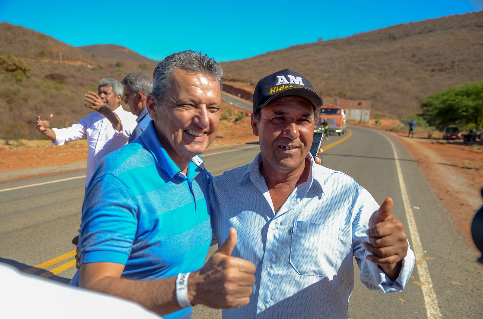 93a4b884 7a58 4f09 9649 b9a6618209fb Deputado Charles Fernandes prestigia ato de entrega de obras em Urandi e destaca conquistas para a comunidade
