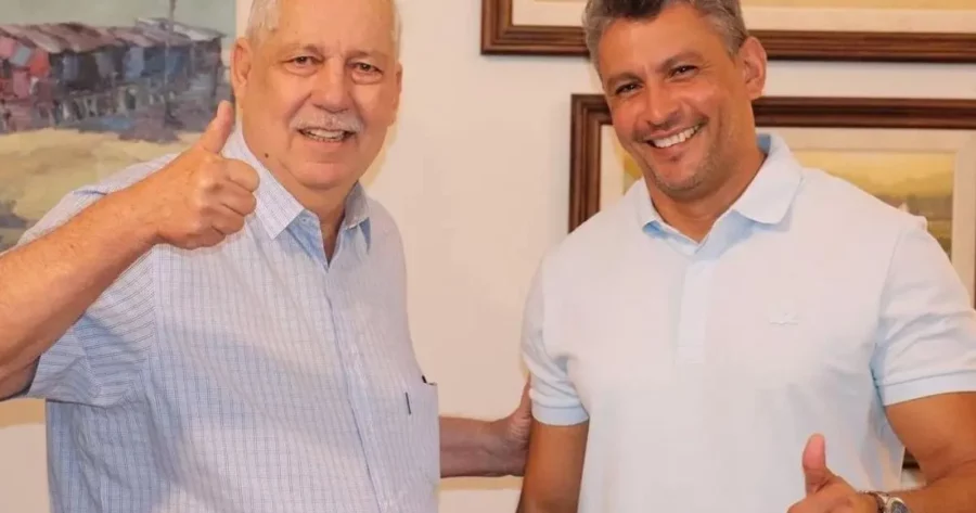 IMAGEM NOTICIA 9 1 Arnaldo Pereira é empossado como prefeito de Guanambi após renúncia de Nilo Coelho