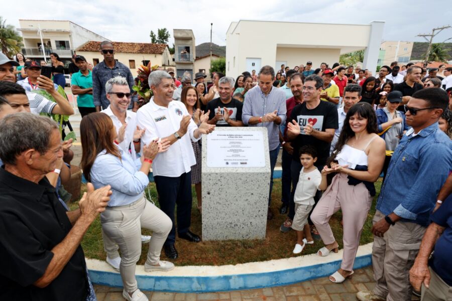 WhatsApp Image 2023 11 03 at 18.24.40 Érico Cardoso celebra a cultura com inauguração do novo centro cultural e melhorias na infraestrutura