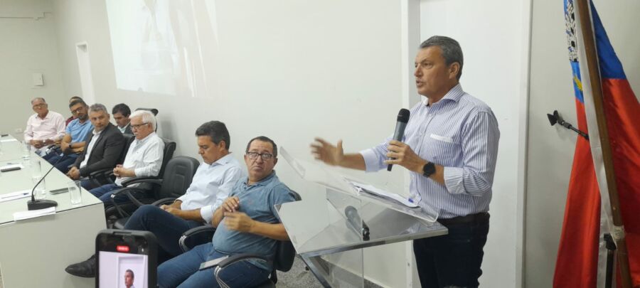 CHARLES ESTIAGEM REUNIAO 1 Deputado Charles Fernandes destaca importância da mobilização contra estiagem e busca soluções para a crise agrícola na região