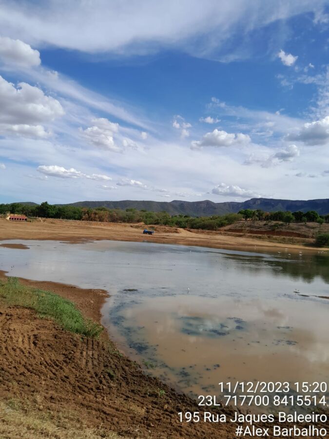 WhatsApp Image 2023 12 12 at 16.20.41 Limpeza da Lagoa de Mutans é finalizada; Prefeito de Guanambi determina intervenção na lagoa do Bairro Sossego