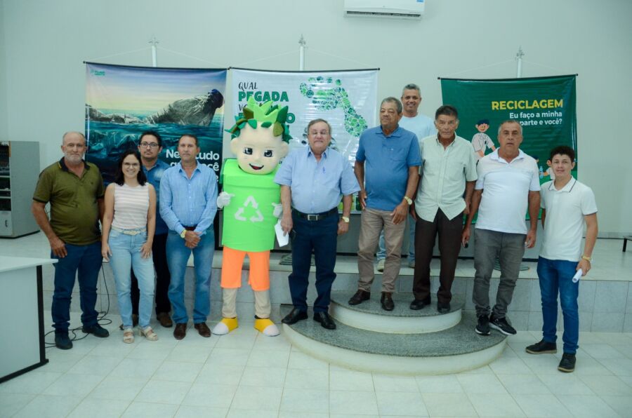 104946202426031 Em uma sexta-feira histórica, Candiba dá início a uma série de ações ambientais